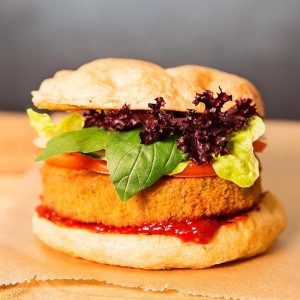 Neues hochwertiges Burger-Konzept von Levy Restaurants begeistert die Fans der Stadien und Arenen