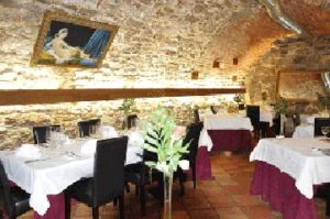 gewoelbekeller-im-schuerers-restaurant-tafelhaus-in-backnang-bei-stuttgart