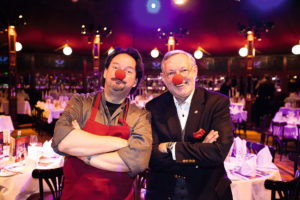 Sternekoch Kolja Kleeberg und Gastronom Hans-Peter Wodarz freuen sich schon auf die ROTE NASEN-Gala. Weiterer Text über ots und www.presseportal.de/nr/116383 / Die Verwendung dieses Bildes ist für redaktionelle Zwecke honorarfrei. Veröffentlichung bitte unter Quellenangabe: "obs/ROTE NASEN/Quelle: Palazzo"