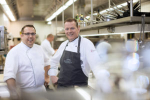 Sternekoch-Ronny-Siewert-und-Küchenchef-Steffen-Duckhorn