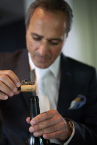 Korkbotschafter Rahkshan Zhouleh