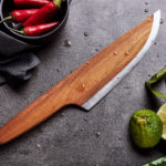 SKID KÜCHENMESSER AUS HOLZ