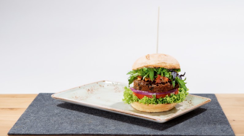 Systemgastronom Insektenburger