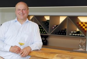Viel Raum für Weingenießer – Das Weingut Selbach-Oster am 15. September zu Gast im Restaurant „Belle Epoque“